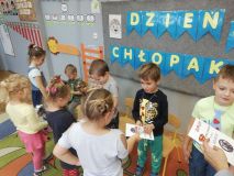 dzien_chlopca_jezyki024.jpg